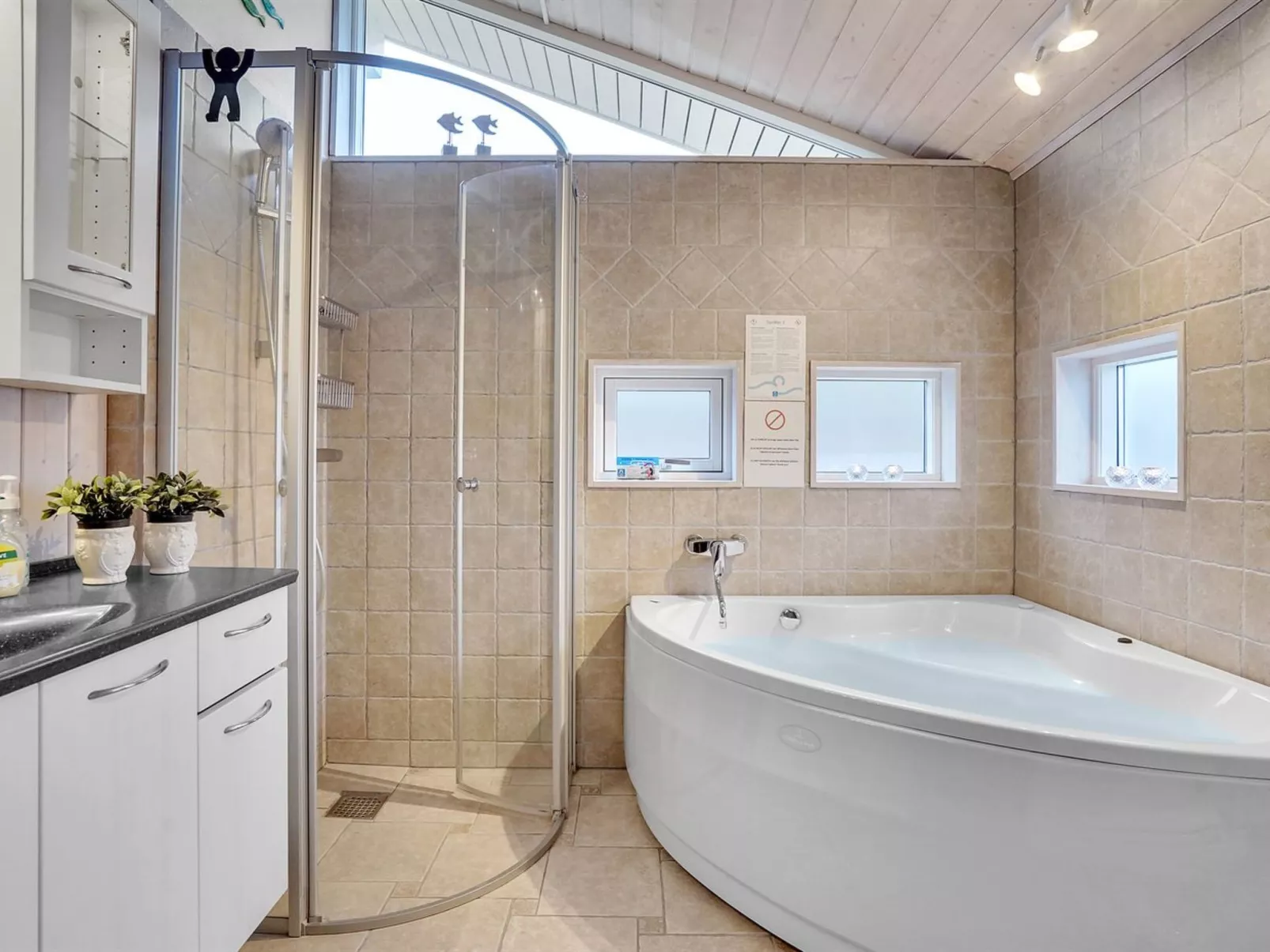 "Stefanka" - 600m from the sea-Binnen