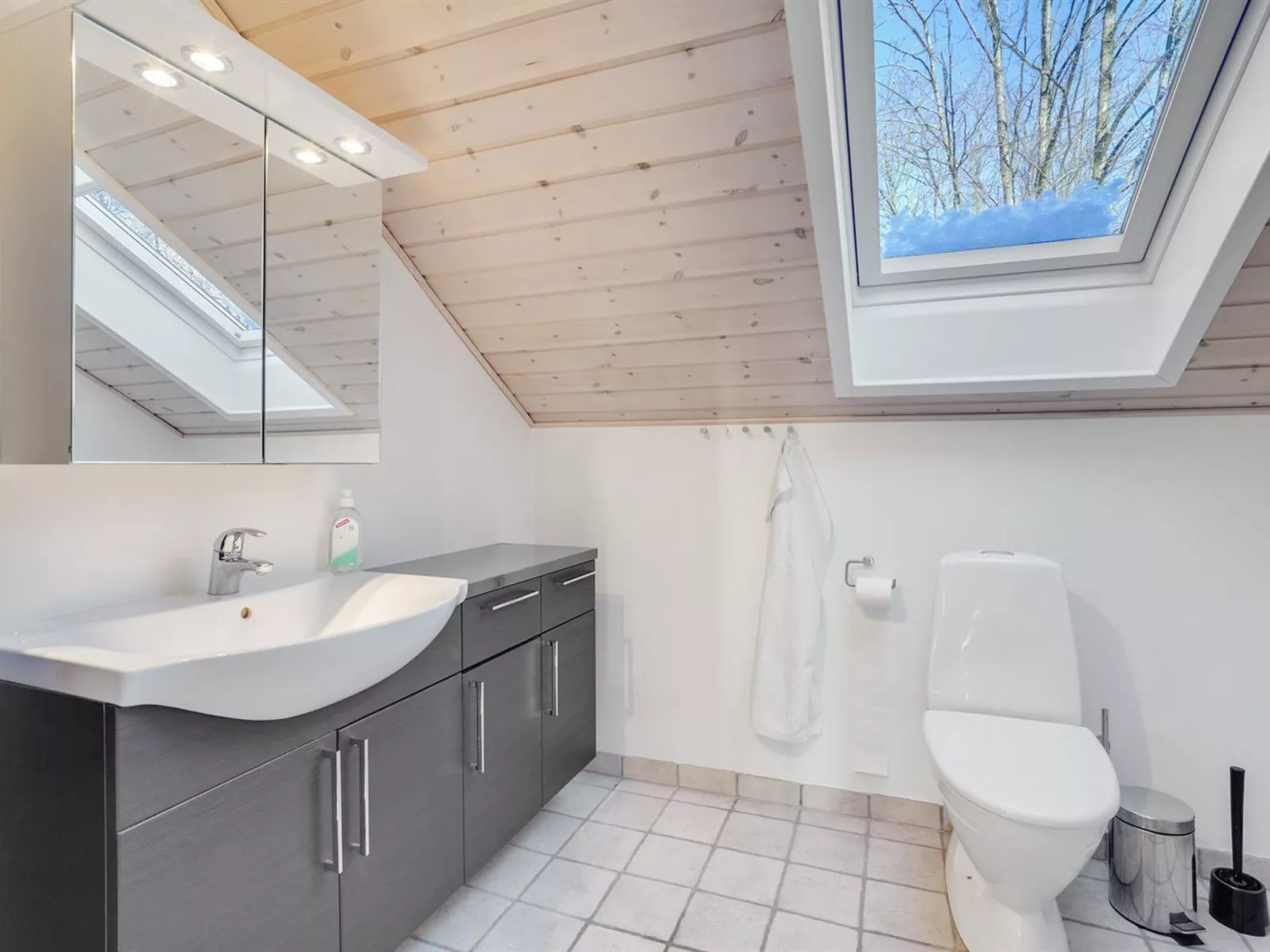 "Sighrik" - 30km from the sea-Binnen