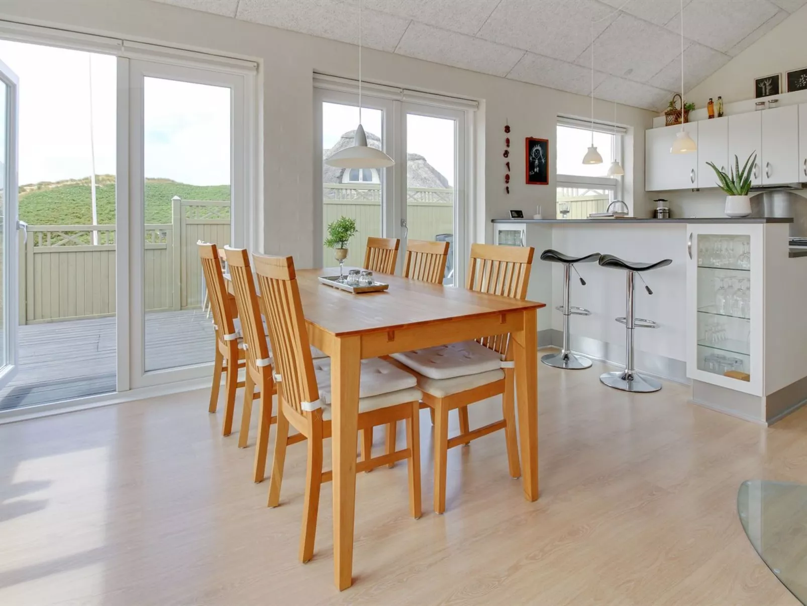 "Ristana" - 100m from the sea-Binnen