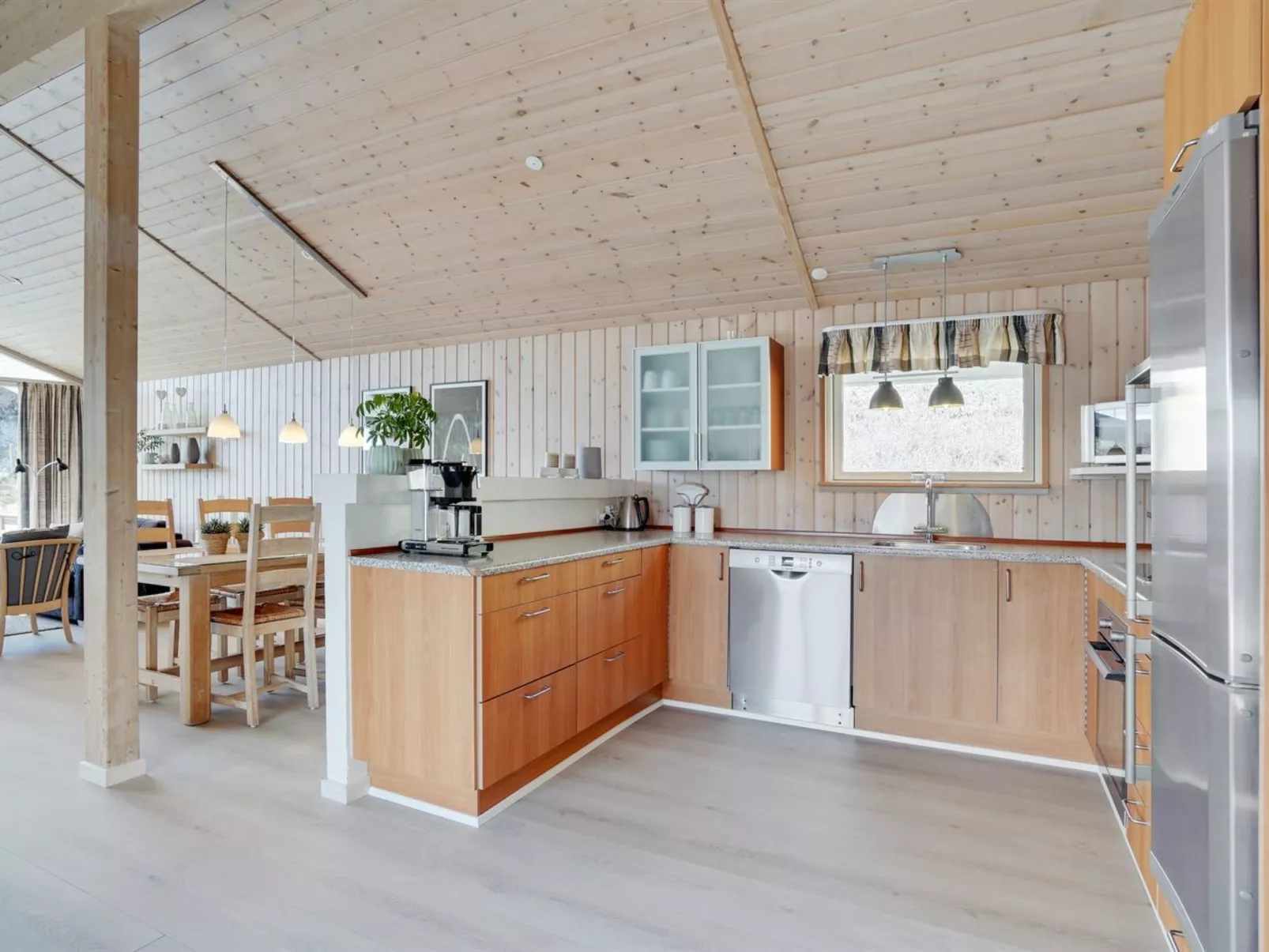 "Wilke" -  from the sea-Binnen