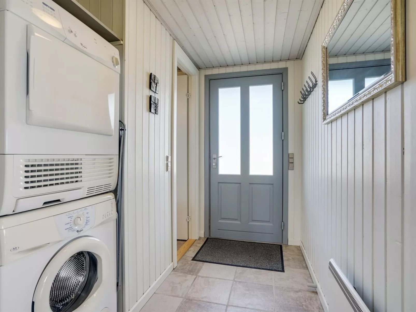 "Anetta" - 200m from the sea-Binnen