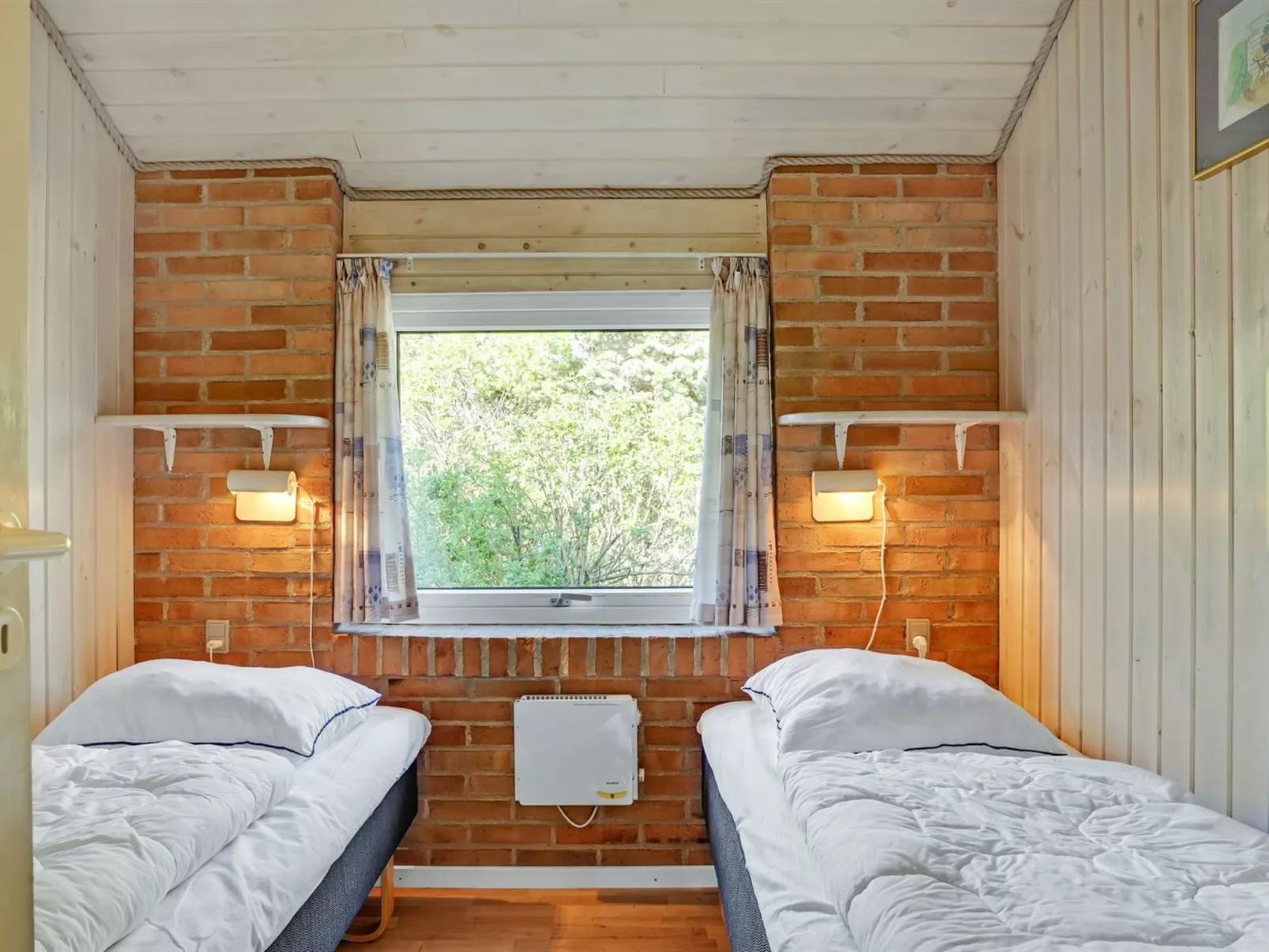 "Svane" - 1.2km from the sea-Binnen