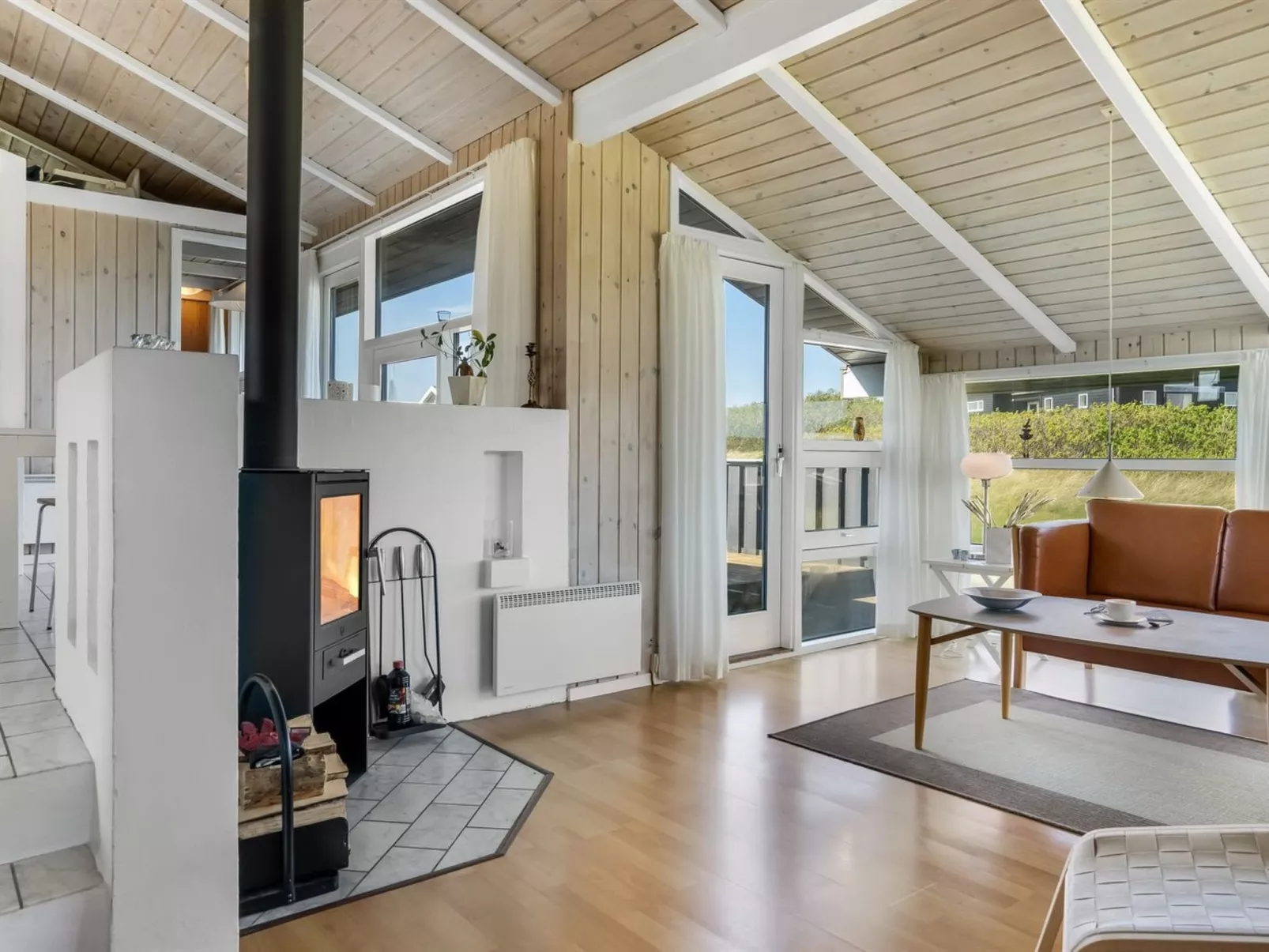 "Venja" - 200m from the sea-Binnen