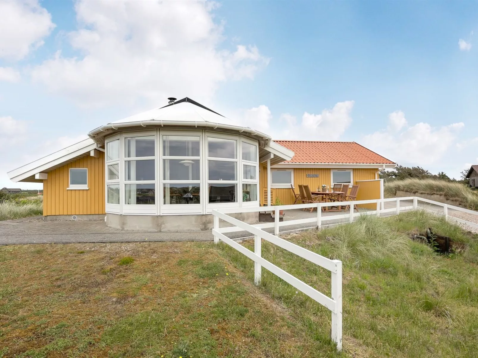 "Thrond" - 200m from the sea-Buiten