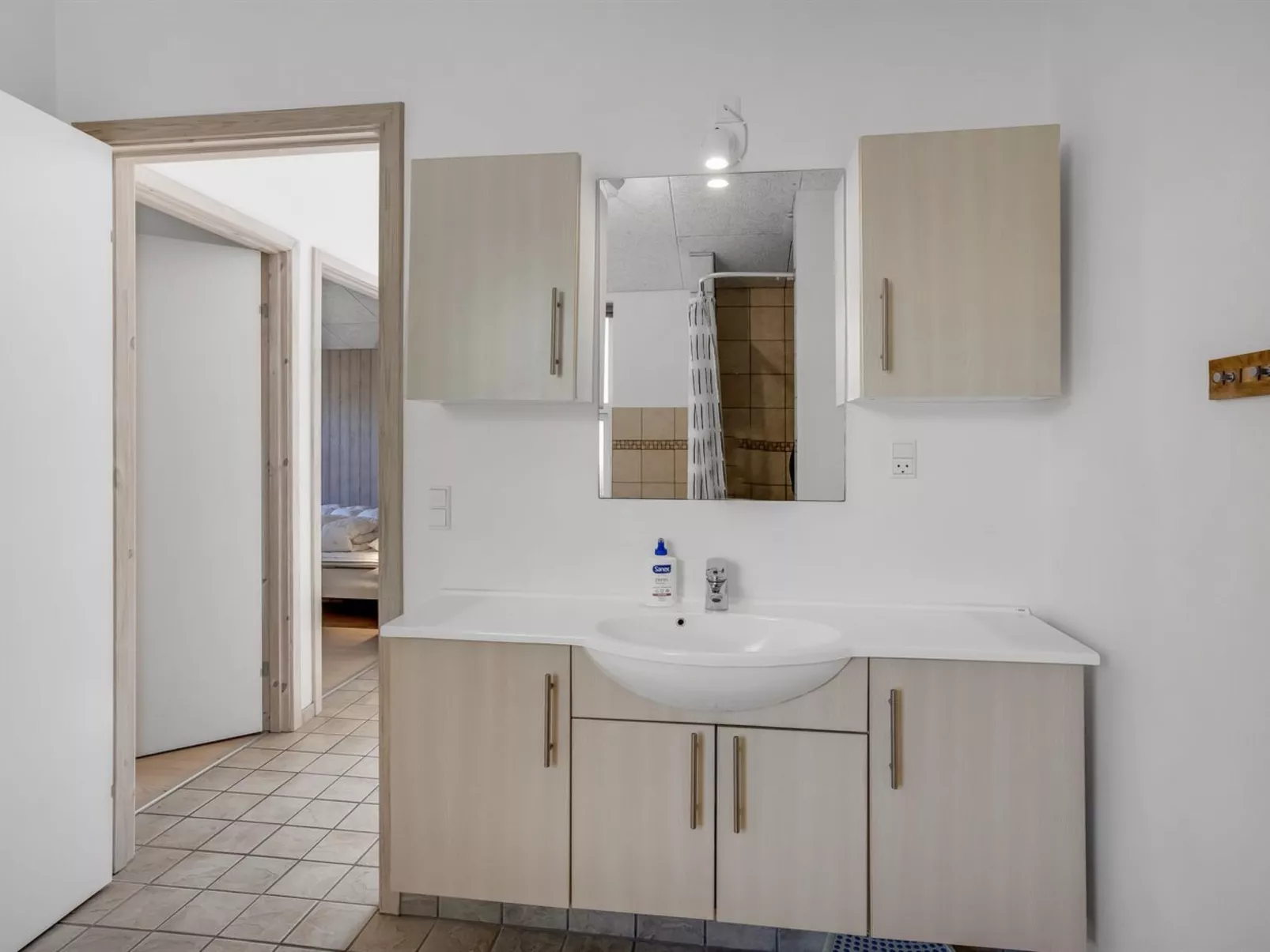 "Omar" - 1.0km from the sea-Binnen