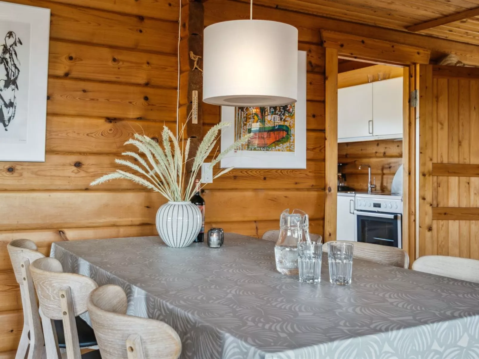 "Evelin" -  from the sea-Binnen