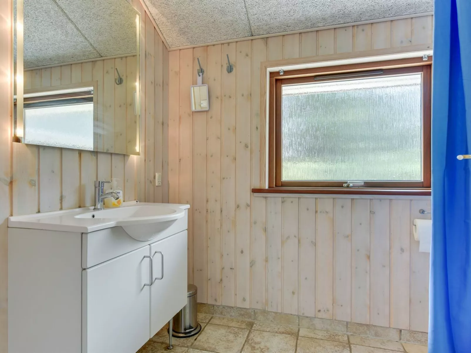 "Jonas" - 2.4km from the sea-Binnen