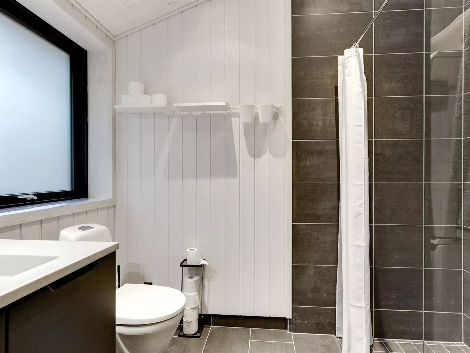 "Eliz" - 800m from the sea-Binnen