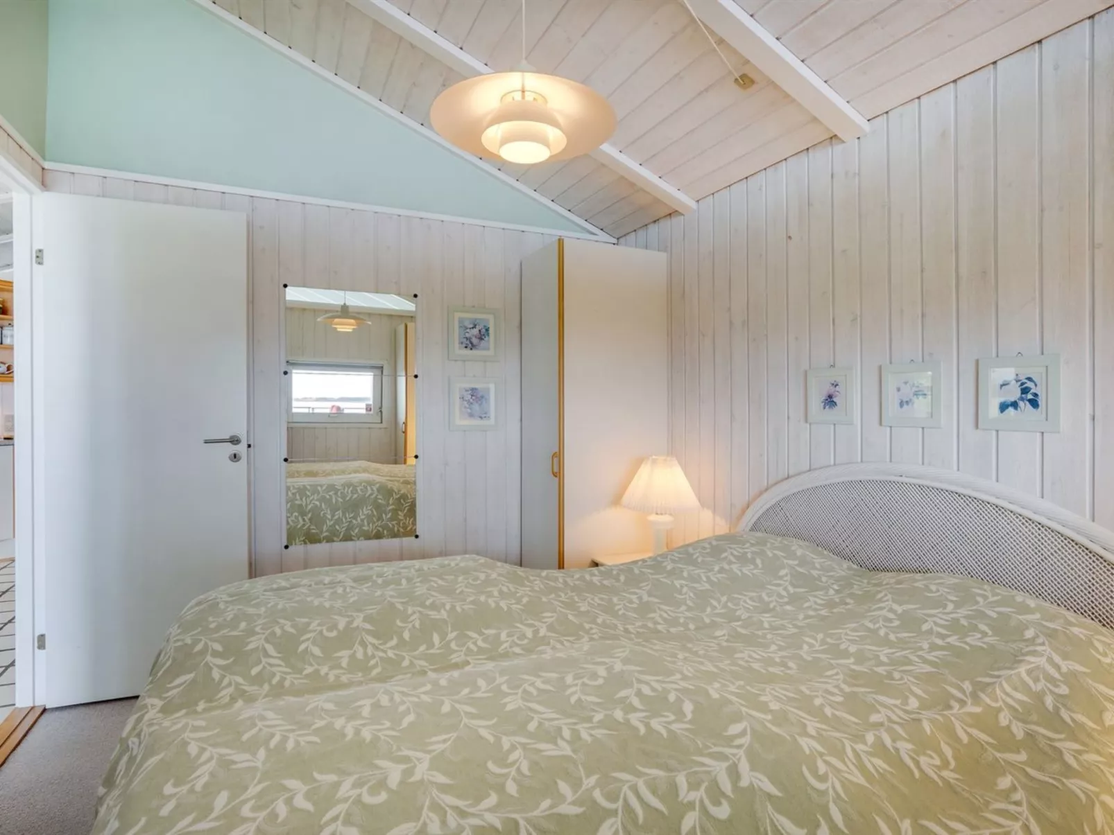 "Eilen" - 250m from the sea-Binnen