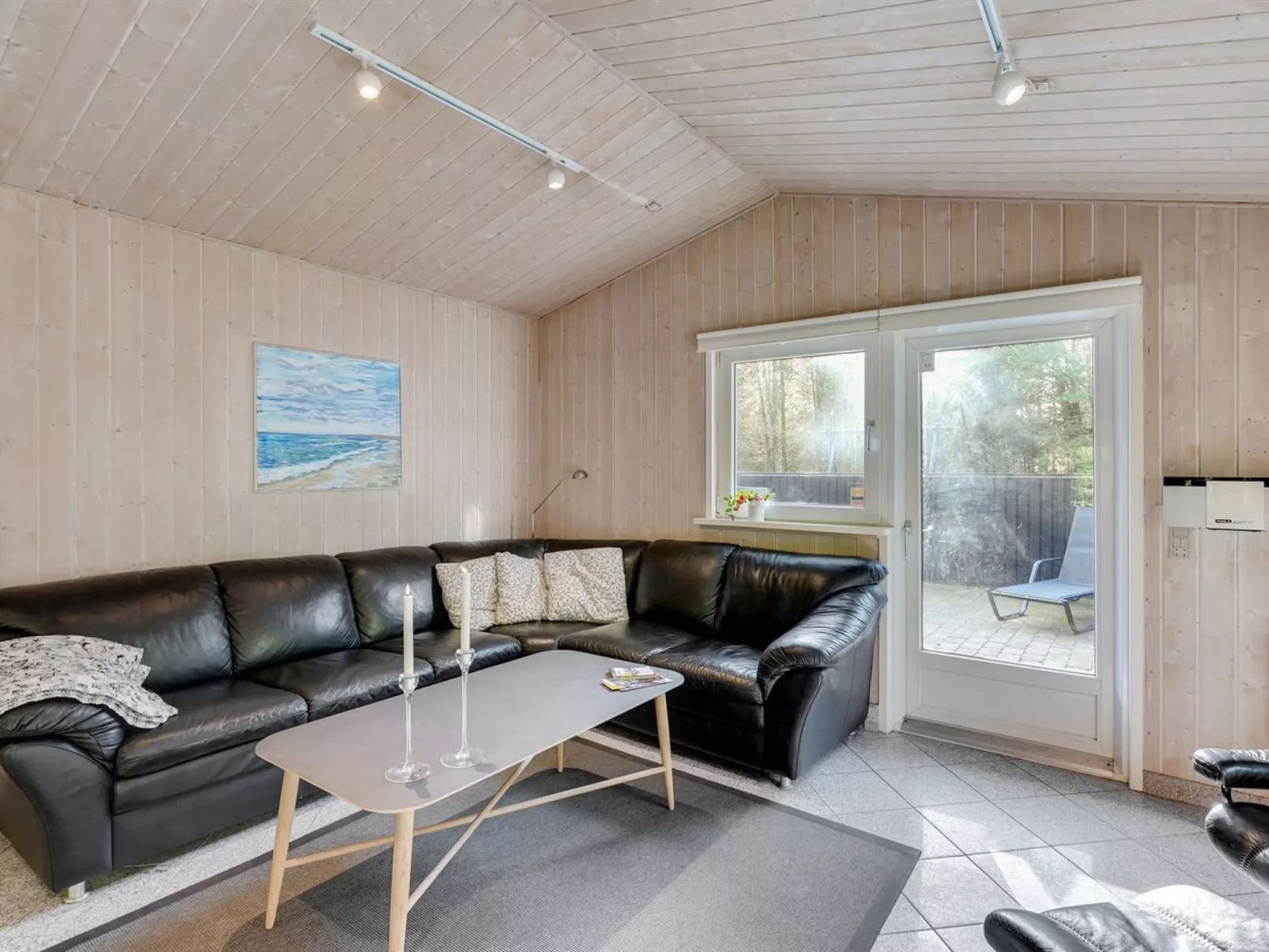 "Jul" - 900m from the sea-Binnen