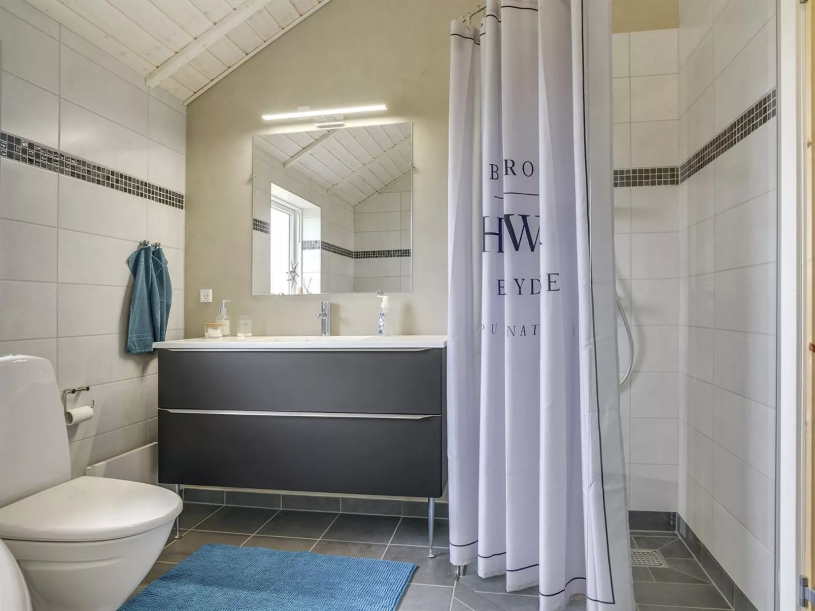 "Ina" - 1.2km from the sea-Binnen