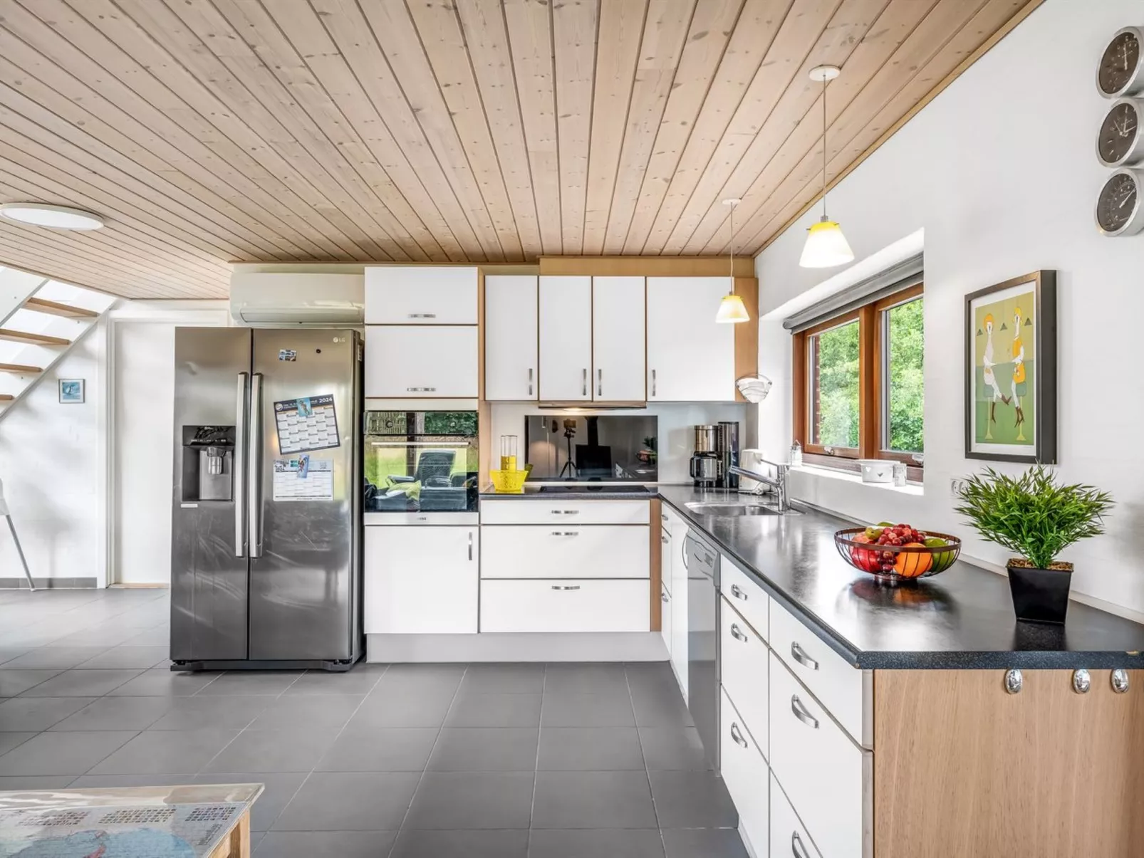 "Martje" - 900m from the sea-Binnen