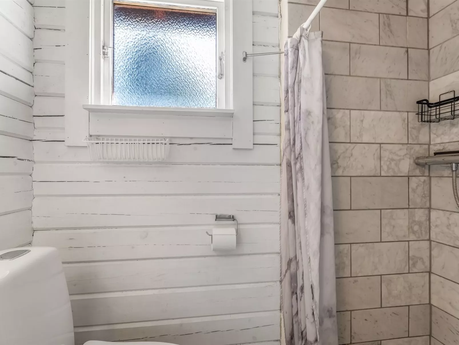 "Berit" - 700m from the sea-Binnen