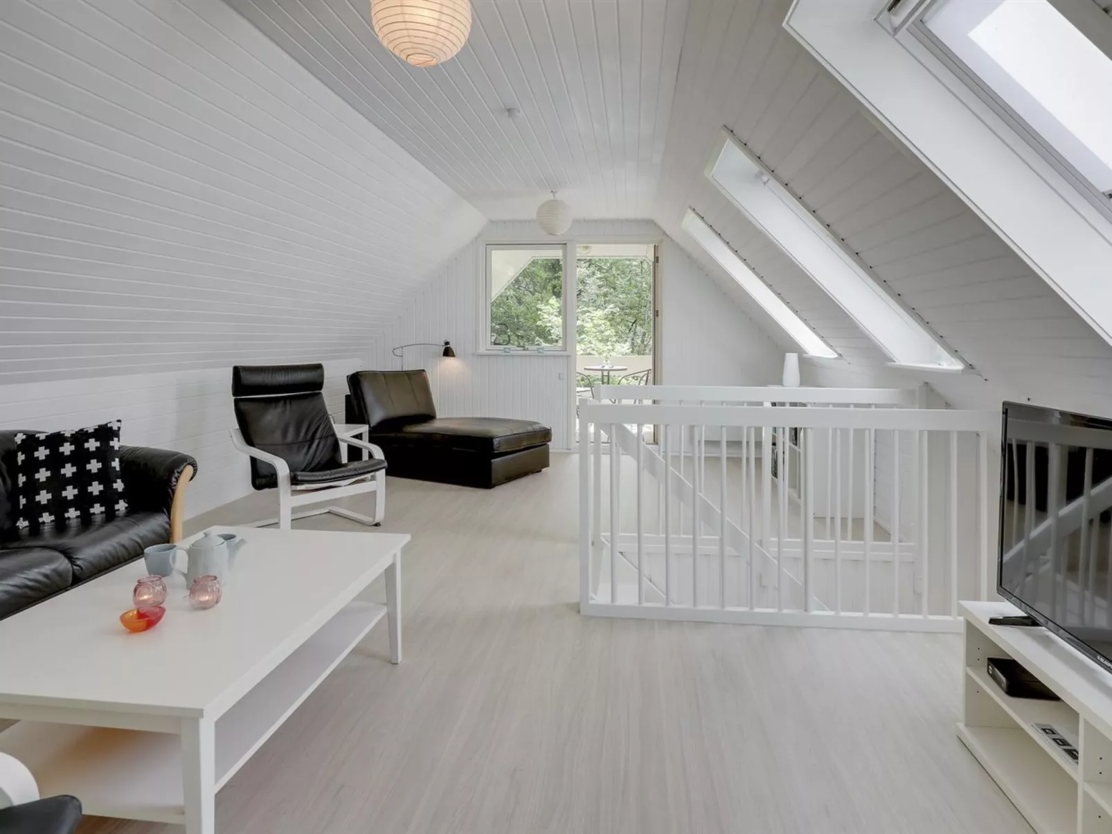 "Friis" - 200m from the sea-Binnen