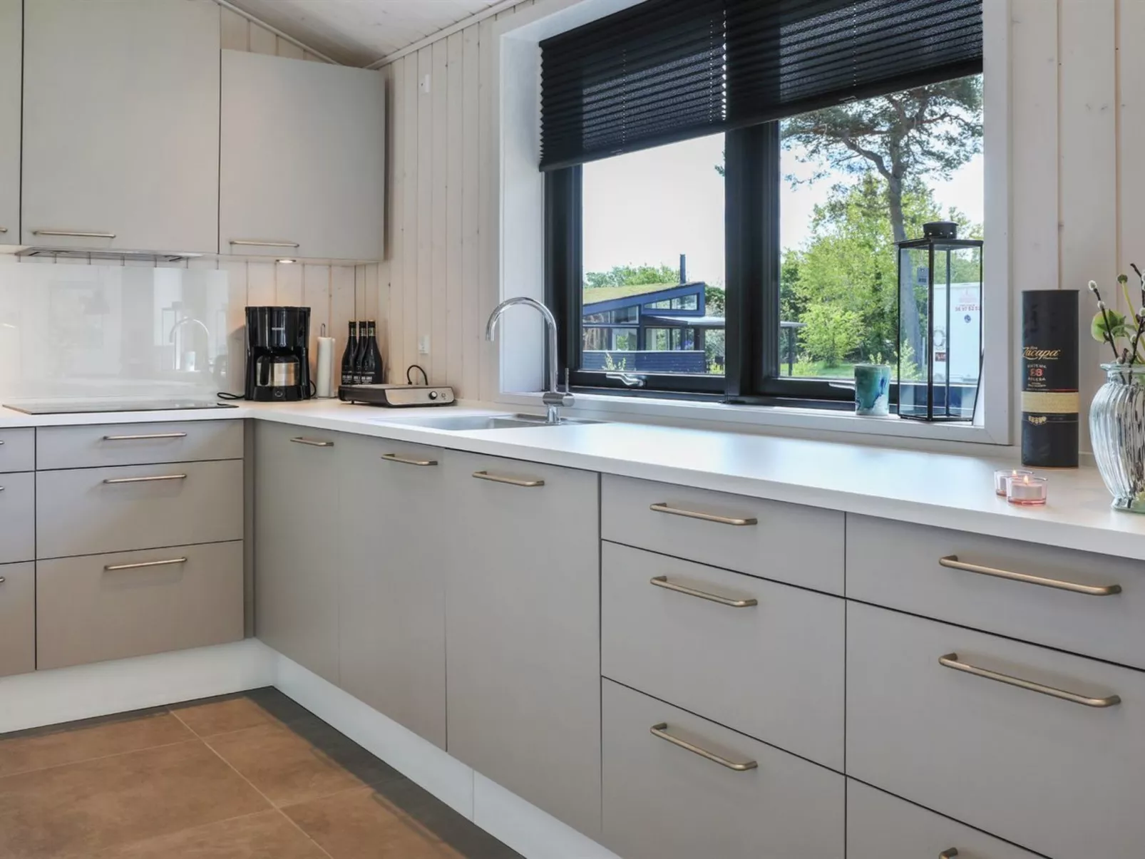 "Ignat" - 175m from the sea-Binnen