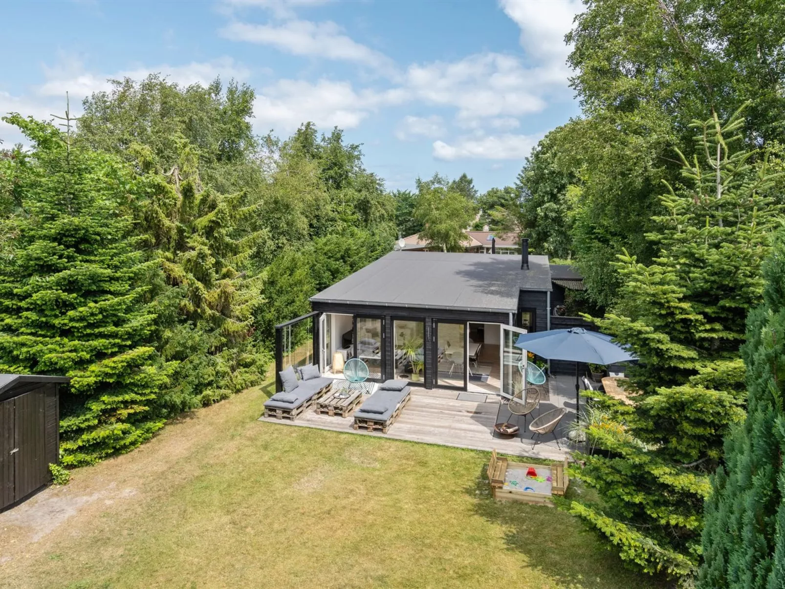 "Edin" - 400m from the sea-Buiten