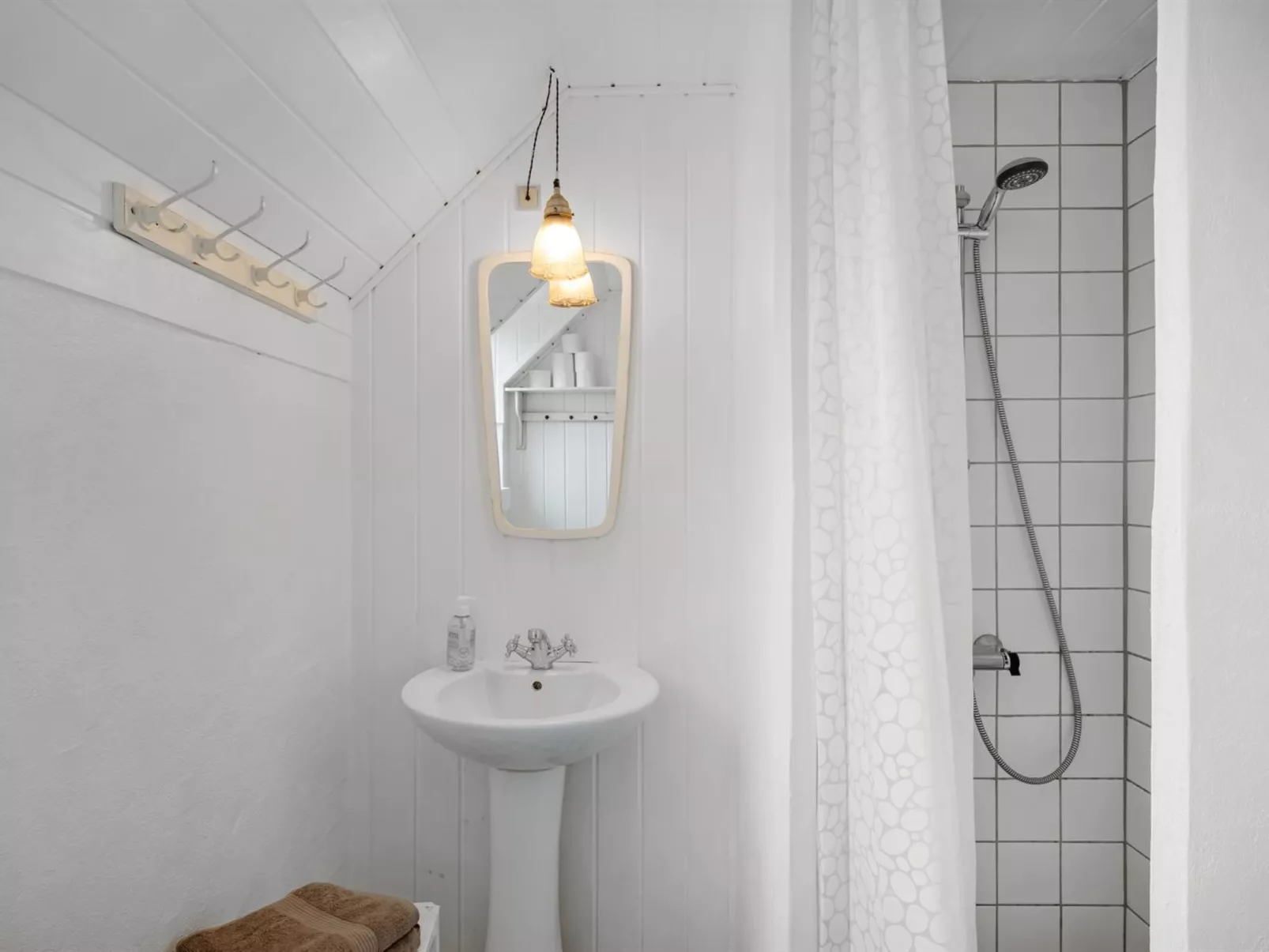 "Annielle" -  from the sea-Binnen