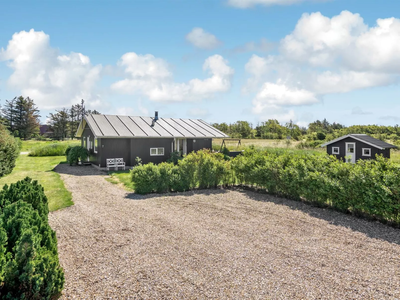 "Gudmunda" - 200m to the fjord-Buiten