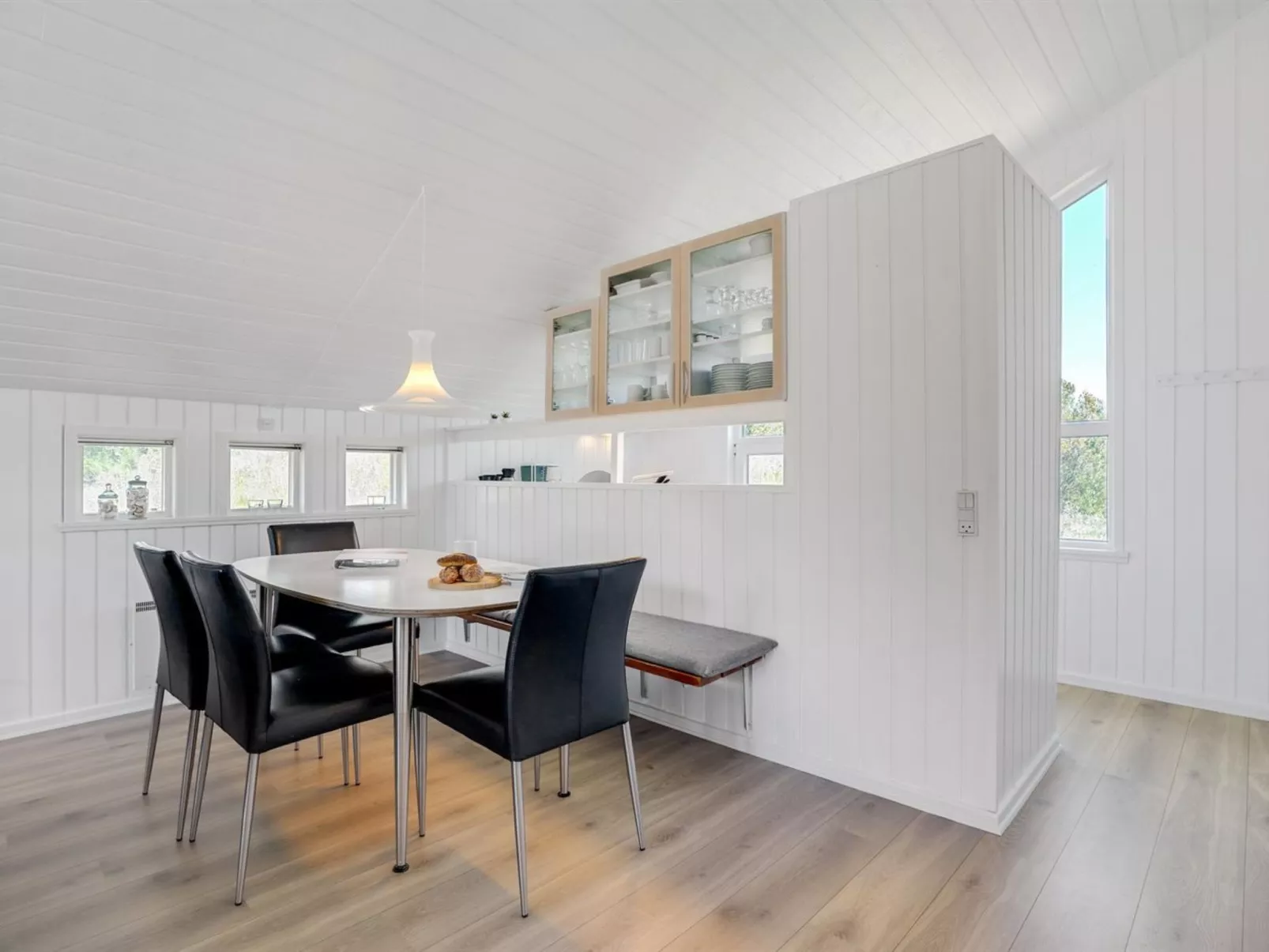 "Thera" - 2.8km from the sea-Binnen