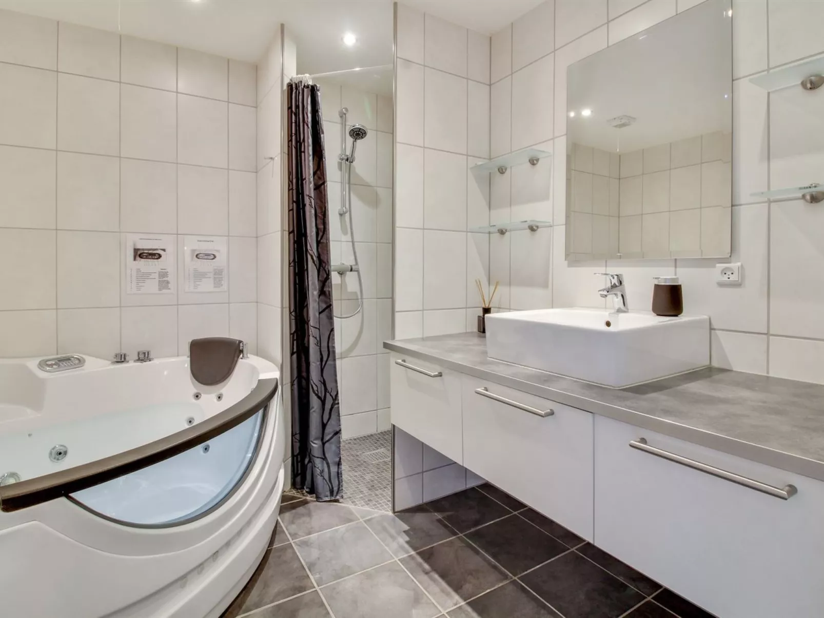 "Eda" - 3.5km from the sea-Binnen