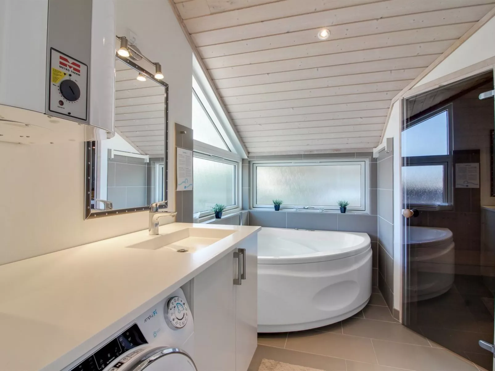 "Felippa" - 25m from the sea-Binnen