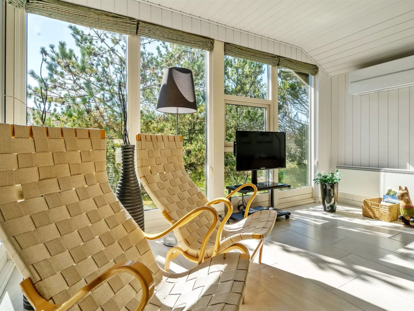 "Henkil" - 700m from the sea-Binnen