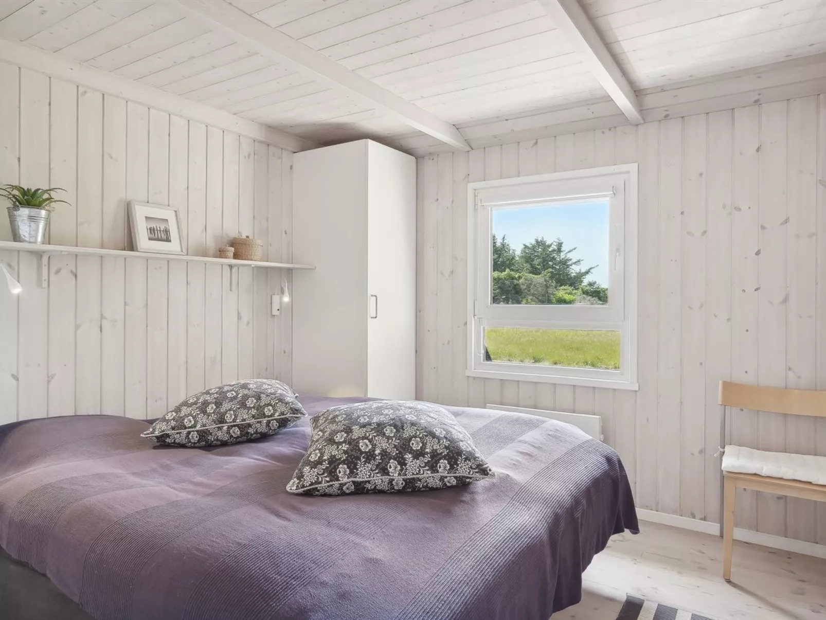 "Ilka" - 375m from the sea-Binnen