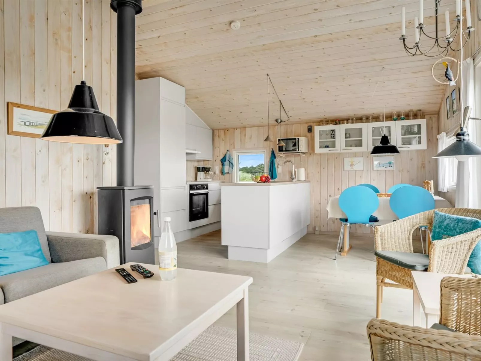 "Syni" - 500m from the sea-Binnen