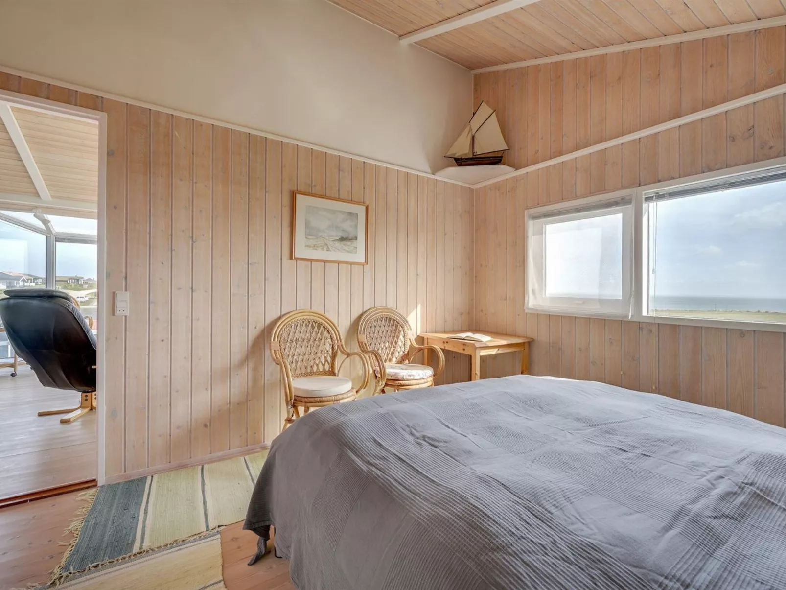 "Rajna" - 95m to the fjord-Binnen