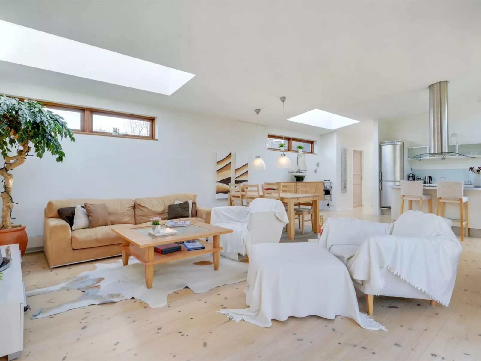 "Esta" -  from the sea-Binnen