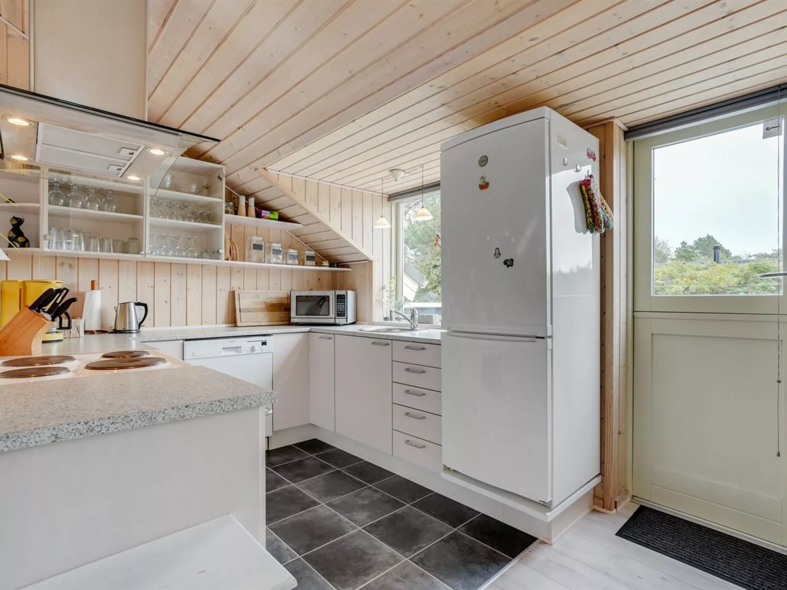 "Medard" - 2km from the sea-Binnen