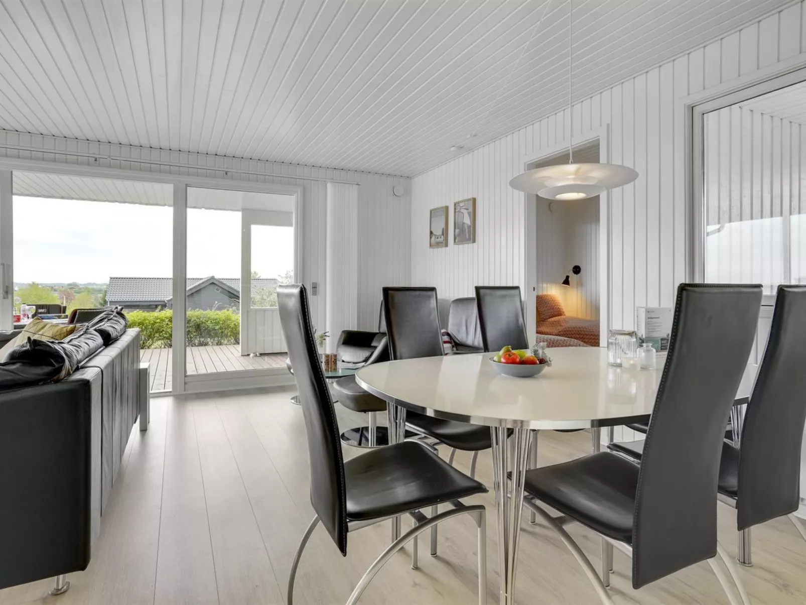 "Ankarl" - 700m from the sea-Binnen