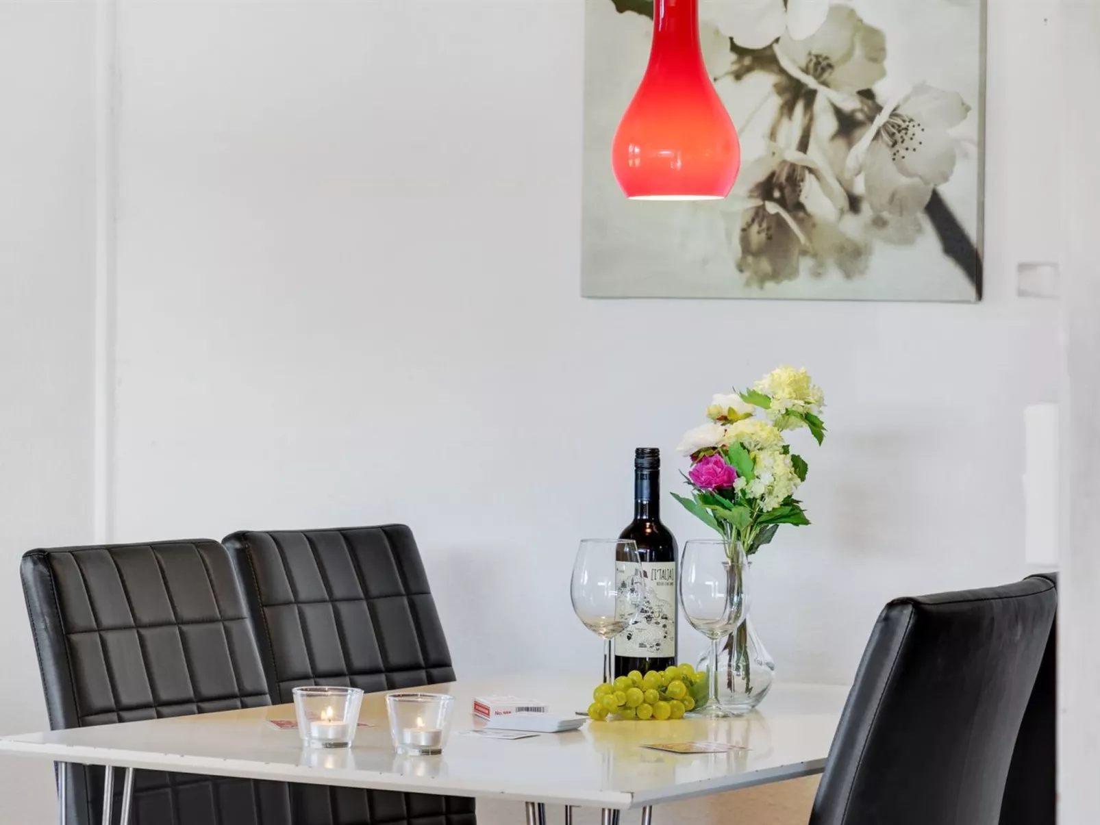 "Nane" - 80m from the sea-Binnen