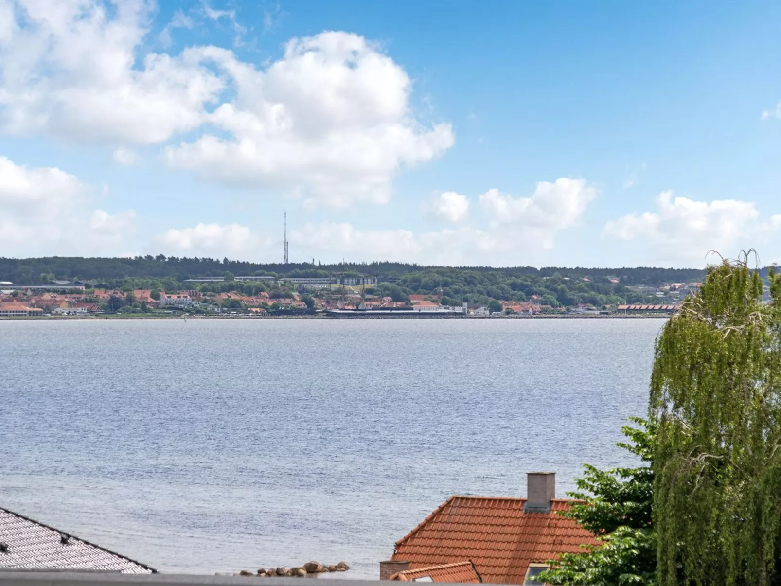 "Ahmik" - 200m from the sea-Buiten