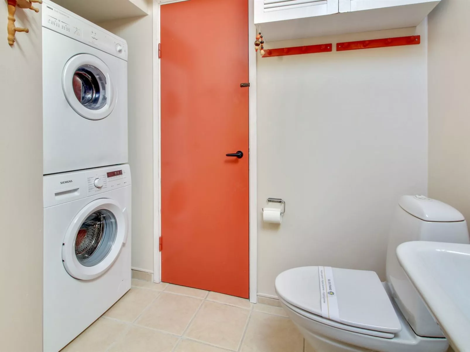 "Allydia" - 400m from the sea-Binnen