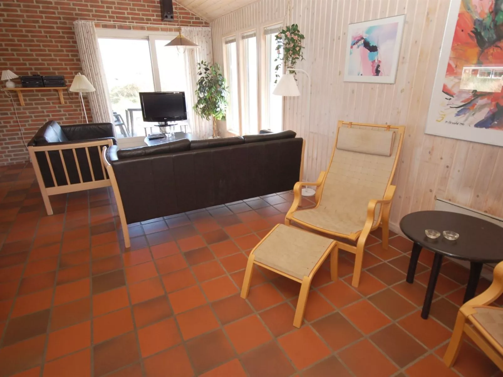 "Riborg" -  from the sea-Binnen