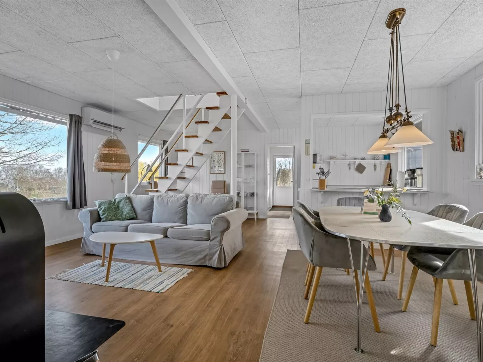 "Thyra" - 500m to the fjord-Binnen