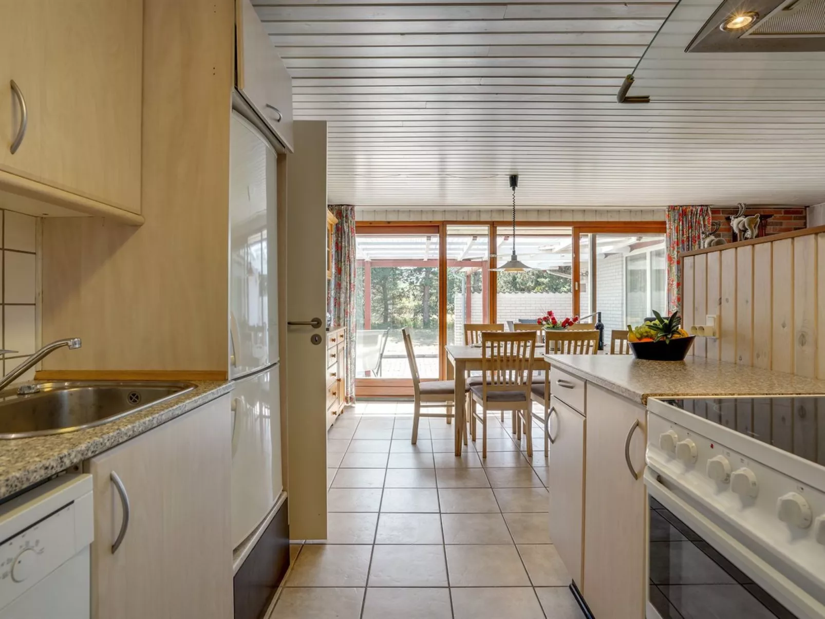 "Sitta" - 400m from the sea-Binnen