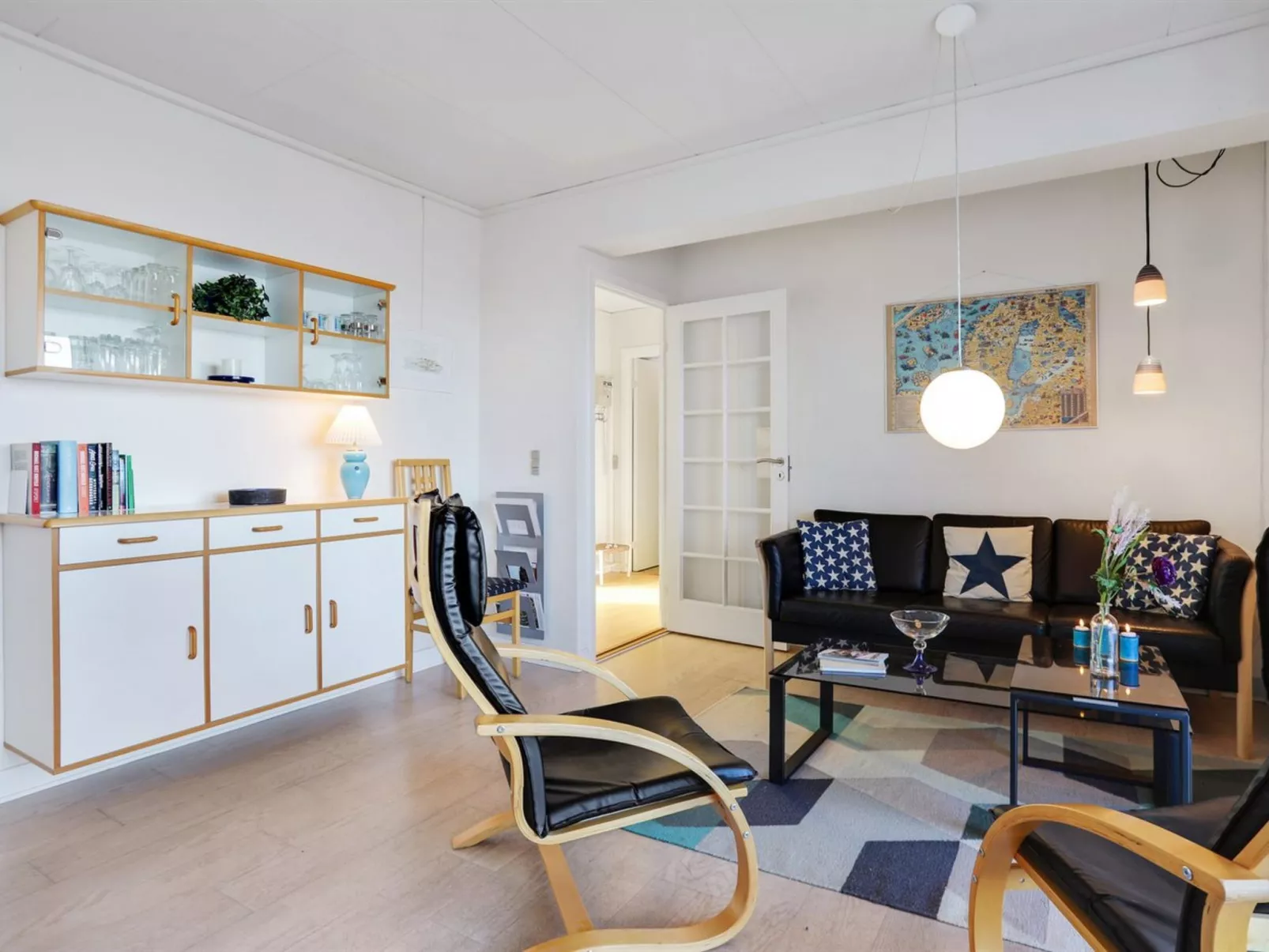 "Ramona" - 10m from the sea-Binnen