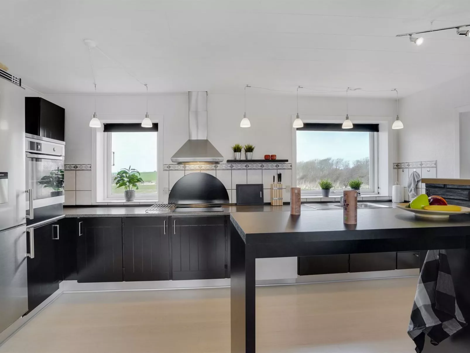 "Imilie" - 250m to the fjord-Binnen