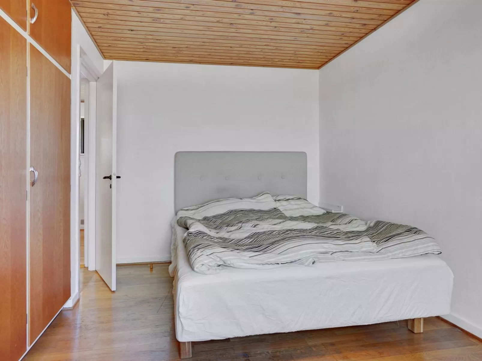 "Kalist" - 50m from the sea-Binnen