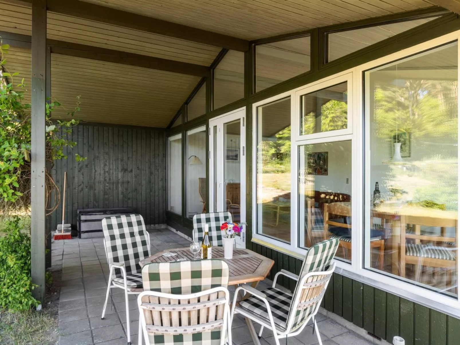 "Miona" - 725m from the sea-Buiten