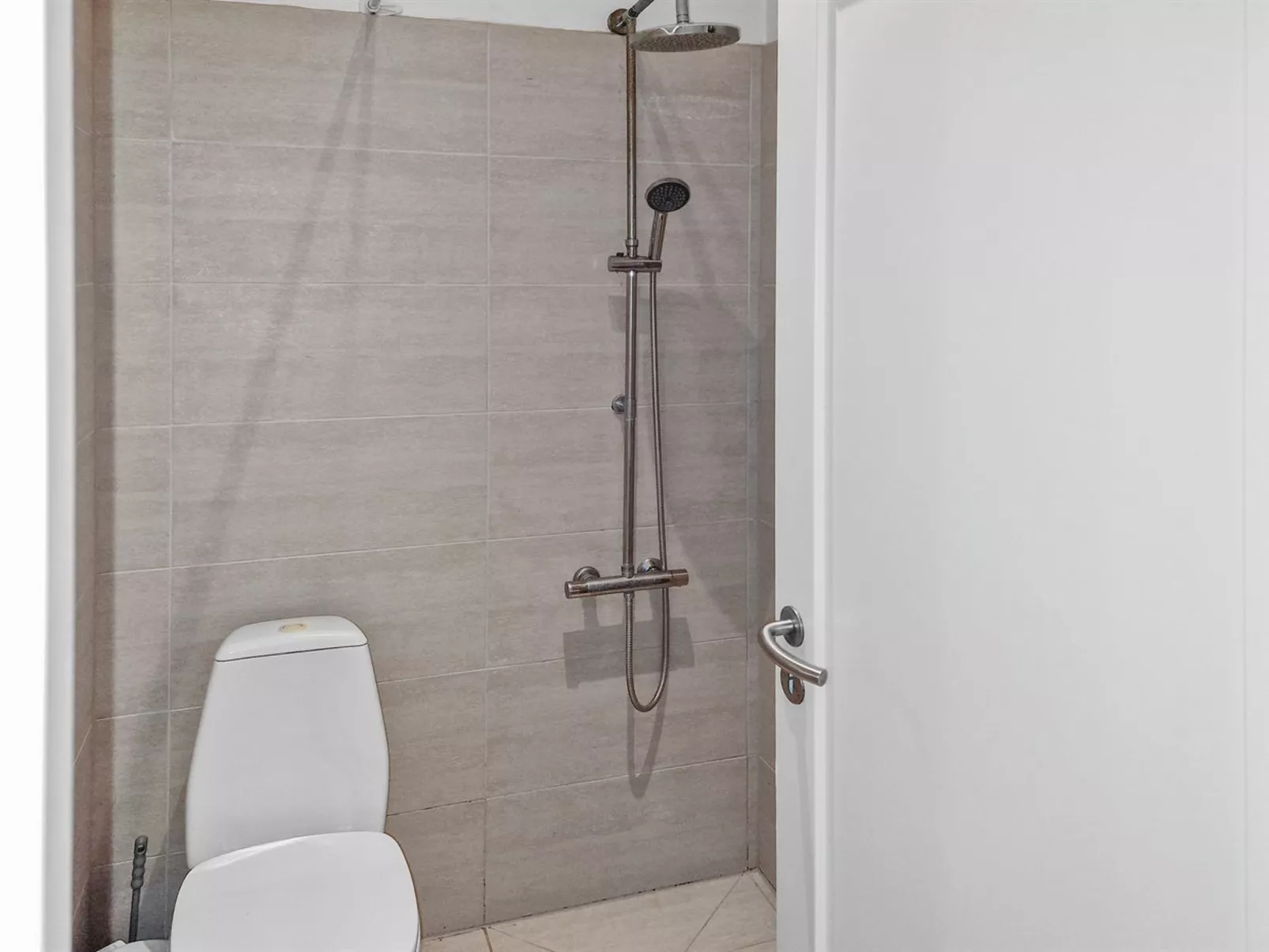 "Germund" - 900m from the sea-Binnen