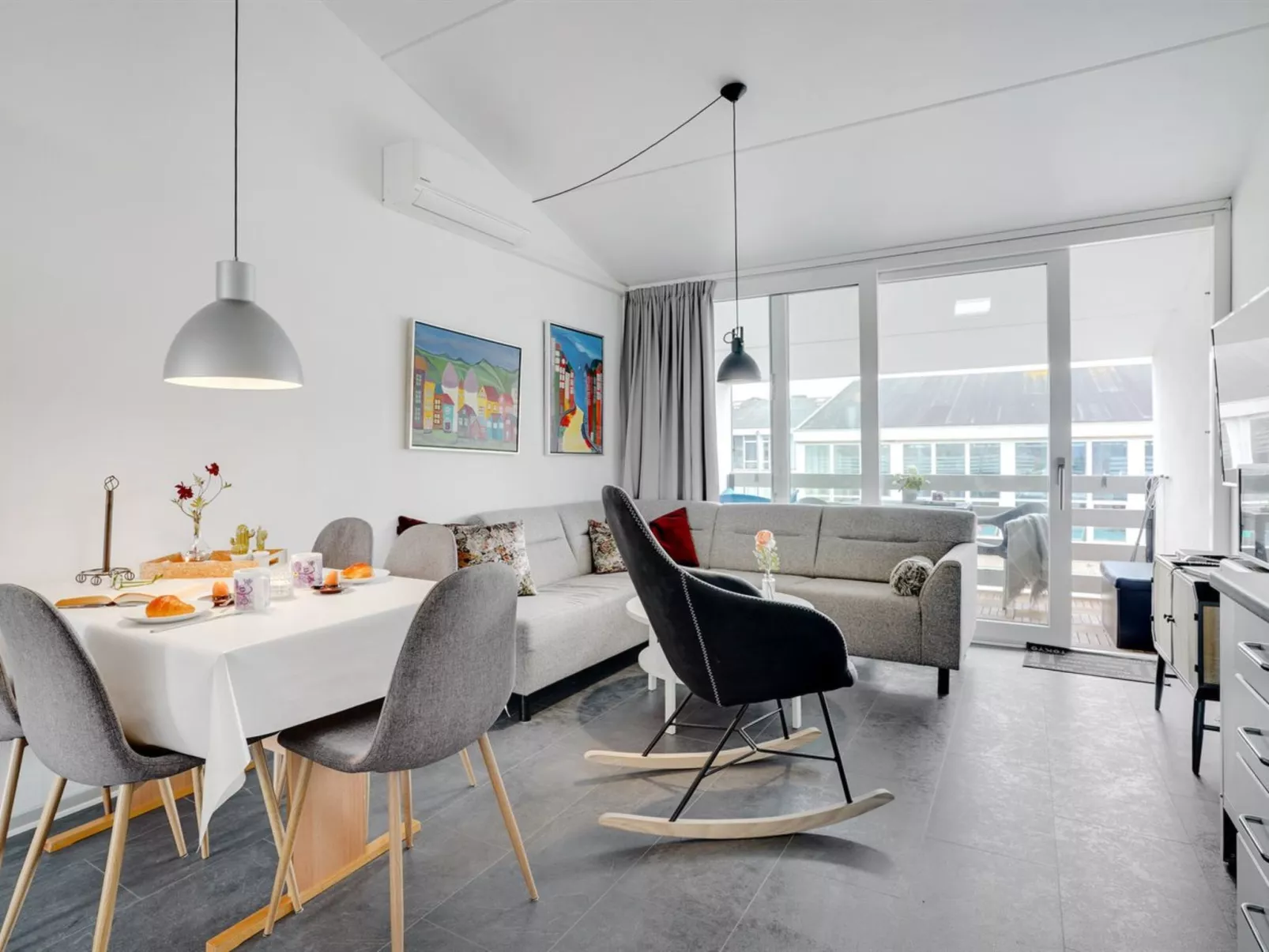 "Filine" - 200m from the sea-Binnen