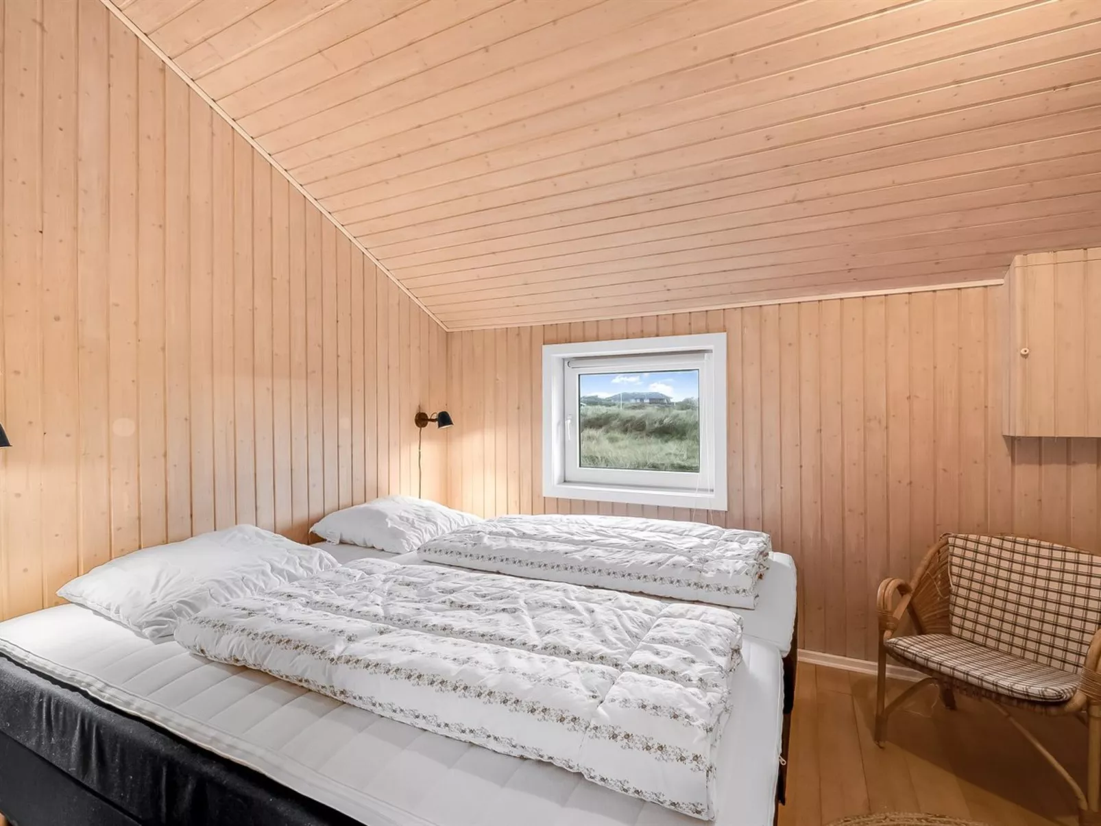 "Elnur" - 100m from the sea-Binnen