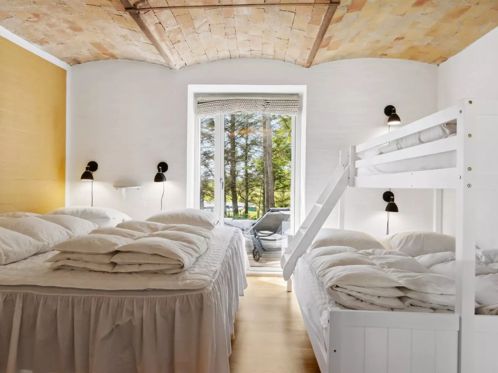 "Thilo" - 2.3km from the sea-Binnen