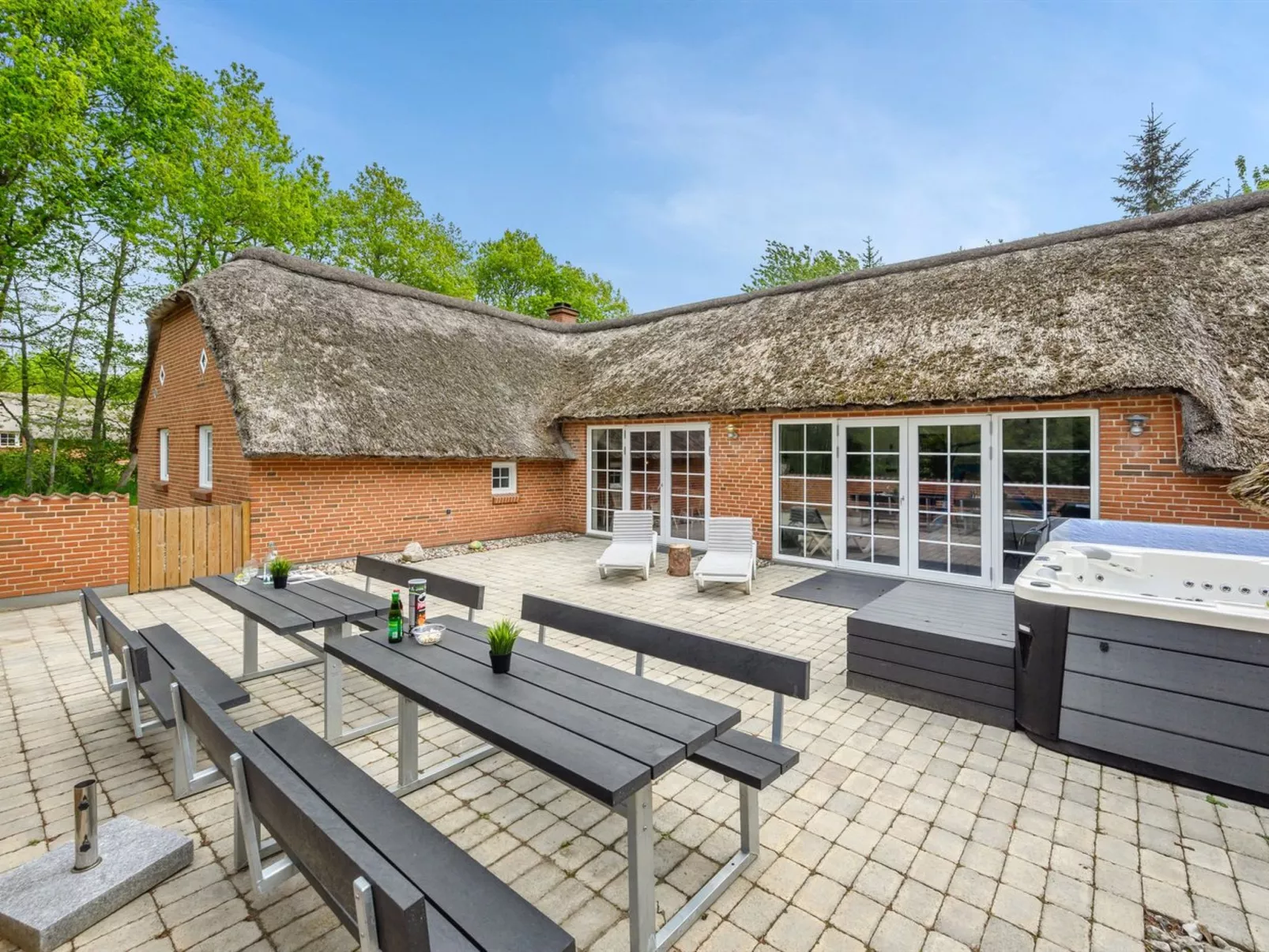 "Erla" - 2.3km from the sea-Buiten