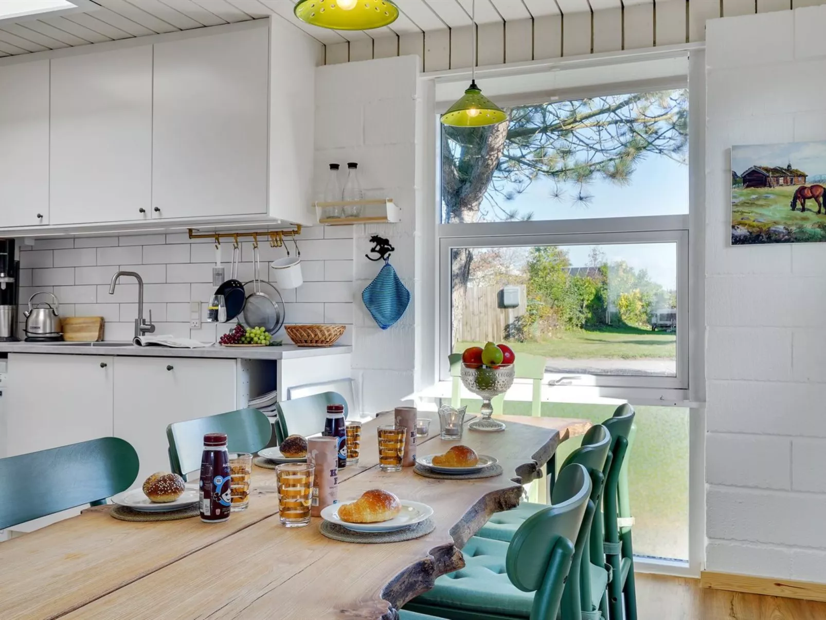 "Tomine" - 500m to the fjord-Binnen