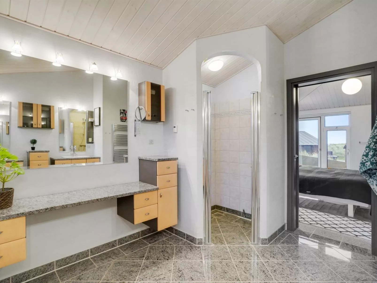 "Fris" - 100m from the sea-Binnen