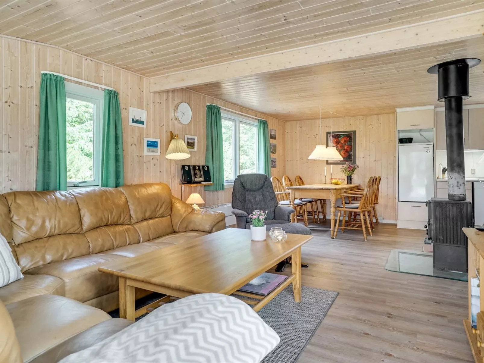 "Hughlek" - 900m from the sea-Binnen